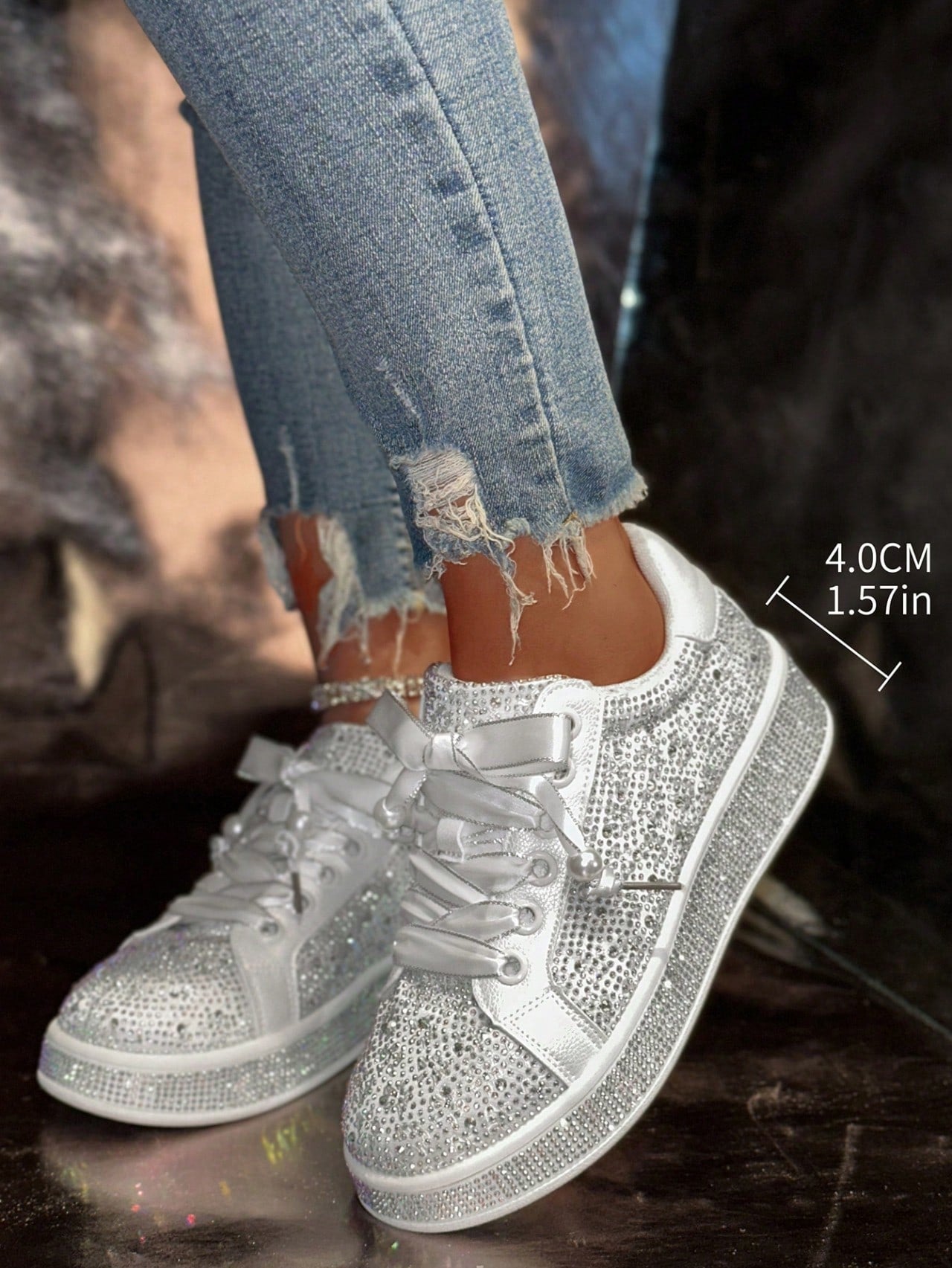 Rhinestone Decor Round Toe Casual Lightweight Sneakers