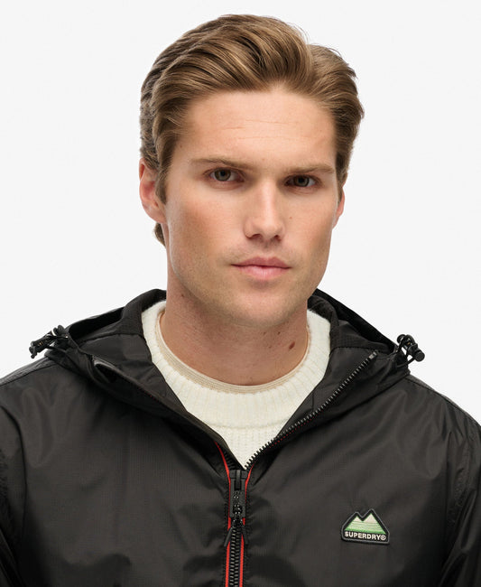 Essential Tri Windbreaker Jacket | Black/Pop